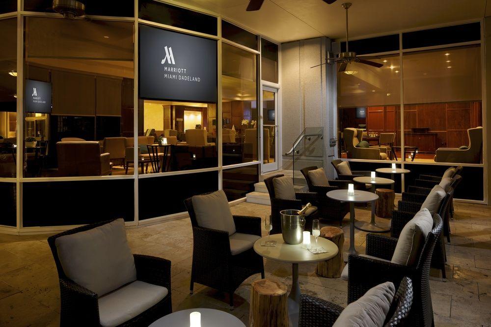 Miami Marriott Dadeland Hotel Glenvar Heights Exterior photo