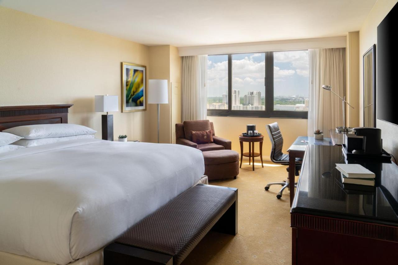 Miami Marriott Dadeland Hotel Glenvar Heights Exterior photo