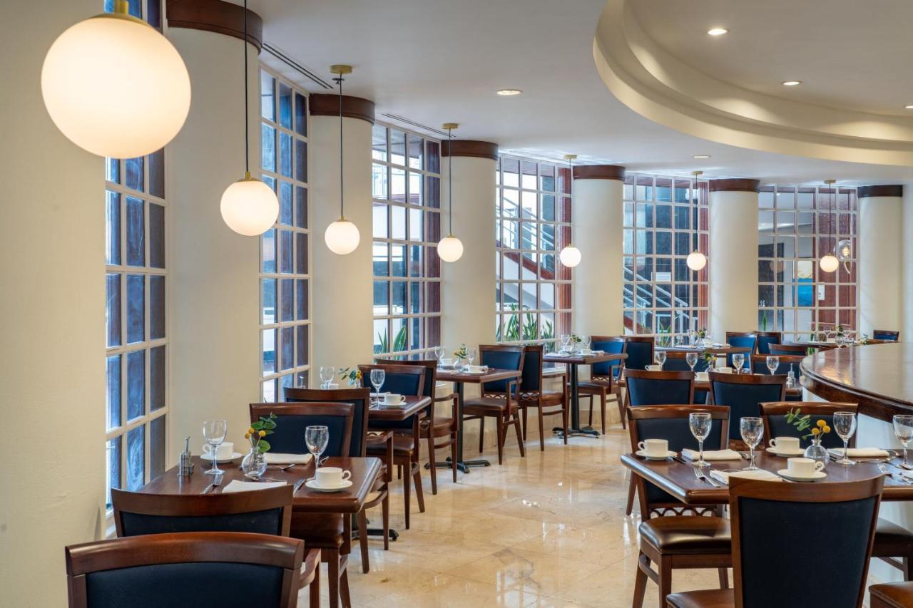 Miami Marriott Dadeland Hotel Glenvar Heights Exterior photo