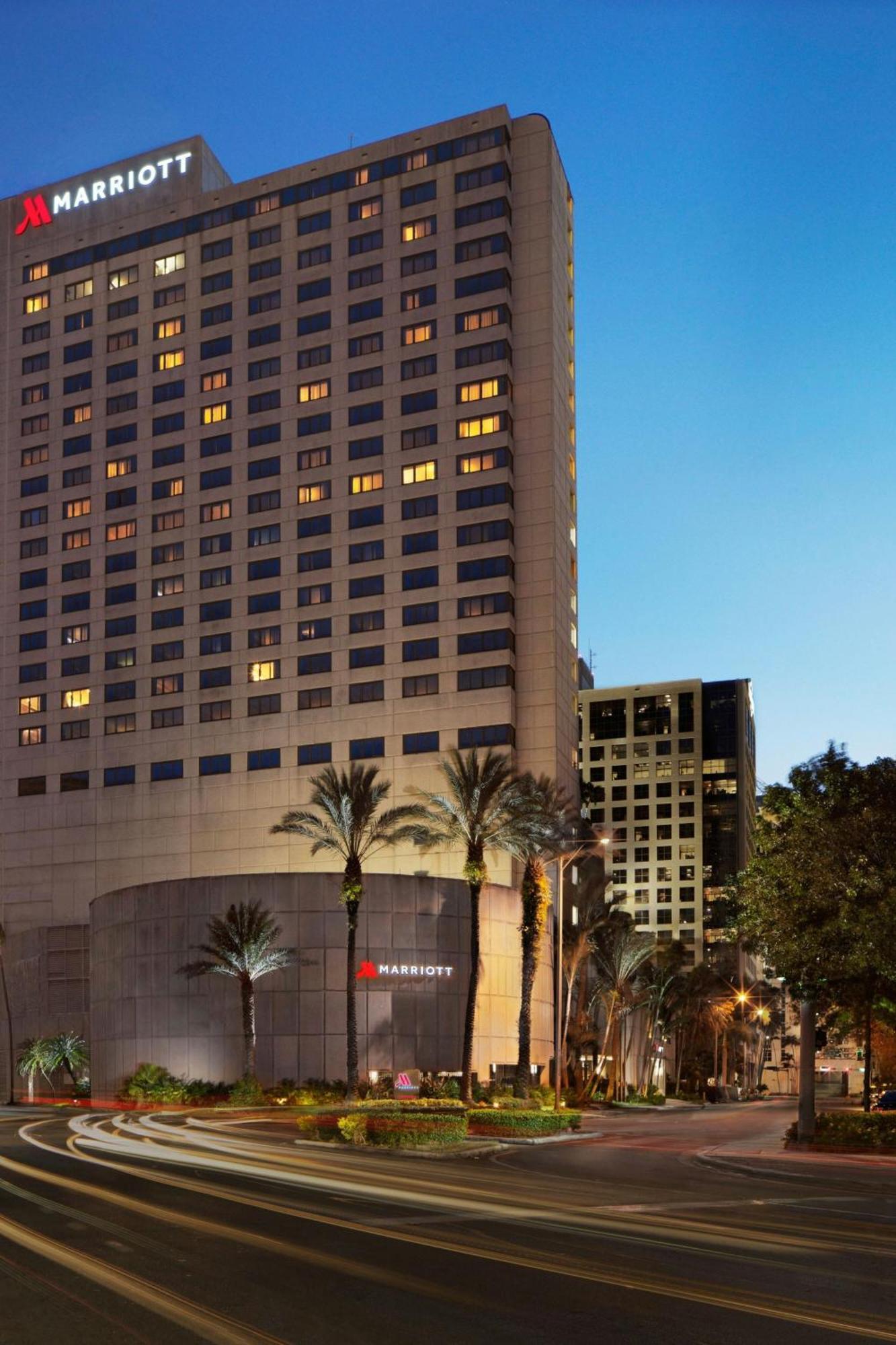 Miami Marriott Dadeland Hotel Glenvar Heights Exterior photo